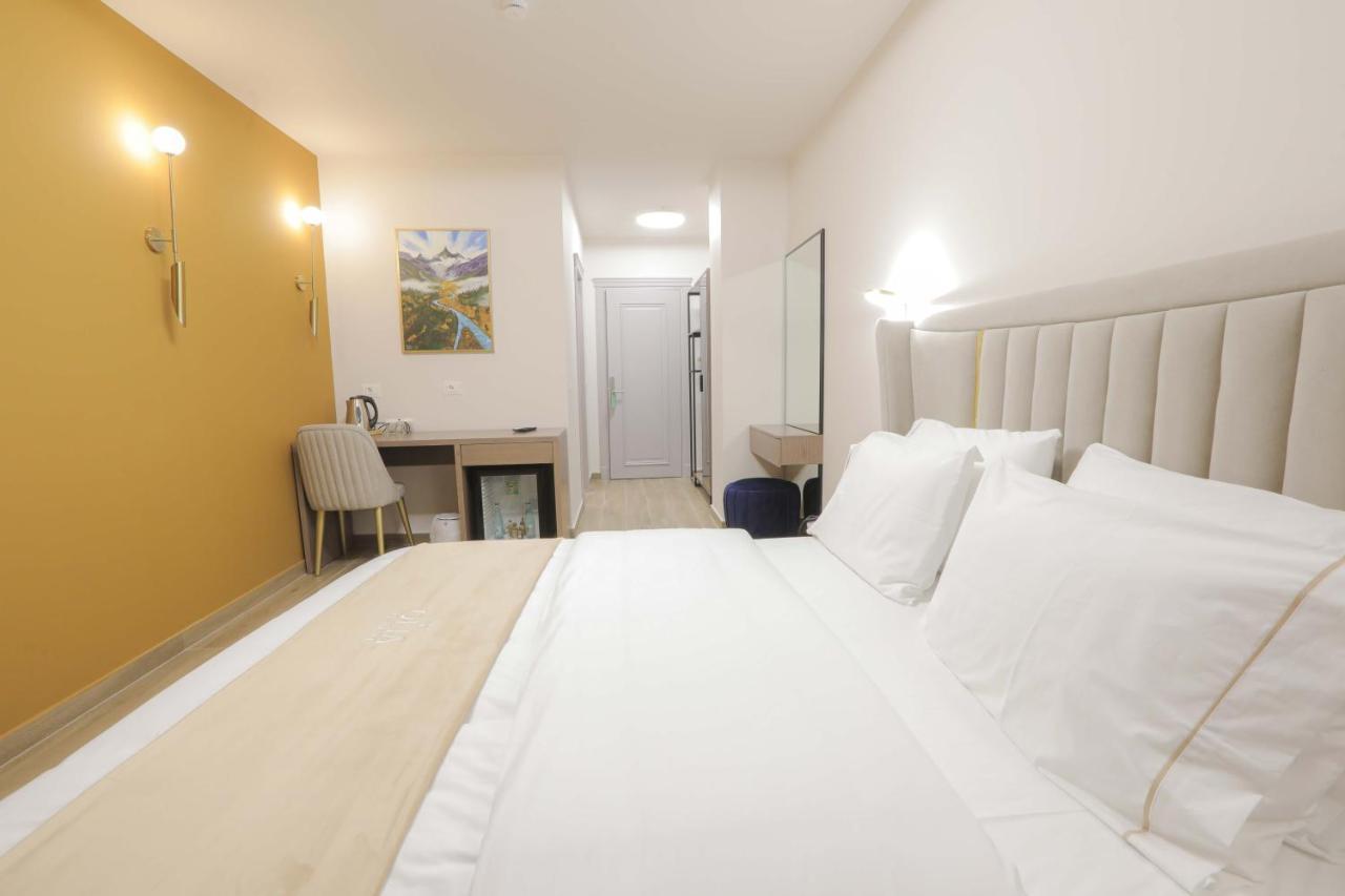Hotel Olia Tirana