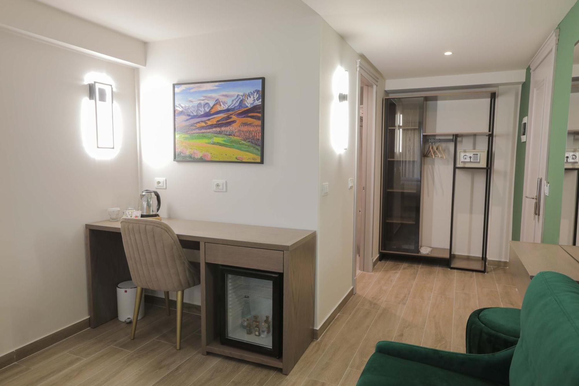 Olia Hotel Tirana