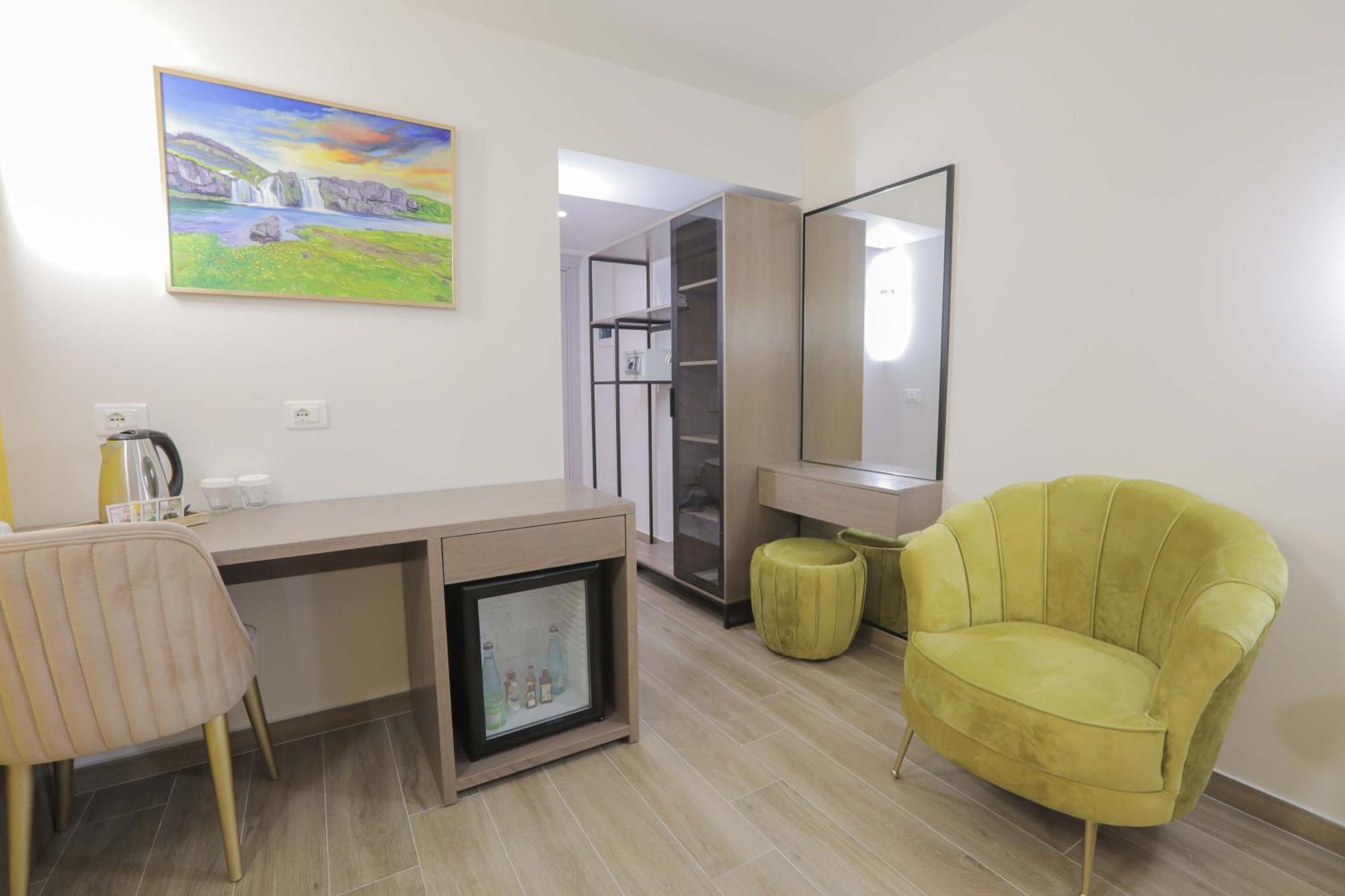 Olia Hotel 4*
